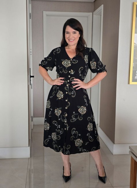 Vestido Chemise Midi em Viscose com Linho Botões e Bolsos Preto